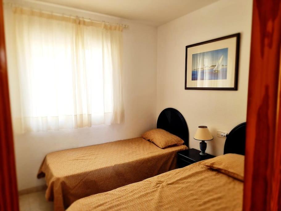 Apartment Albatros - Imperial Park - Sea View, 6 Pools, Terrace